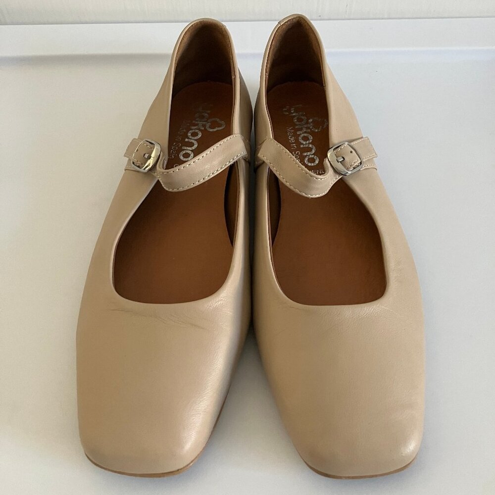 Yokono Beige Ballet Flats in Nude/Beige